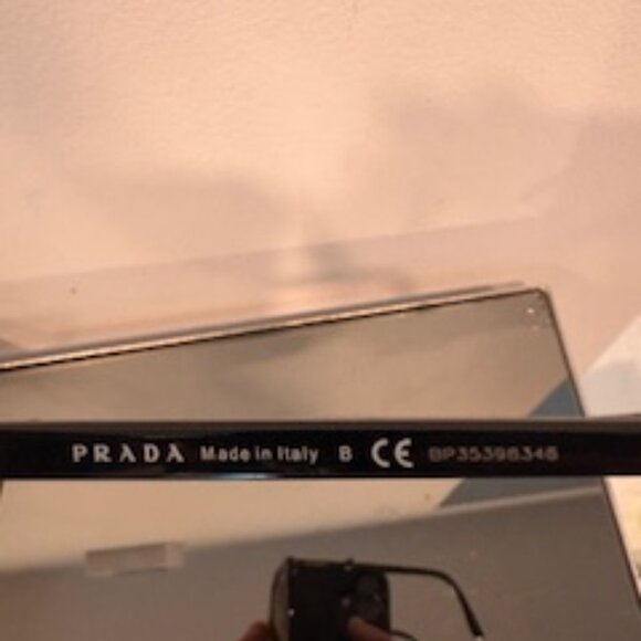 EUC Prada PR 01V CATWALK Sunglasses - Picture 3 of 5